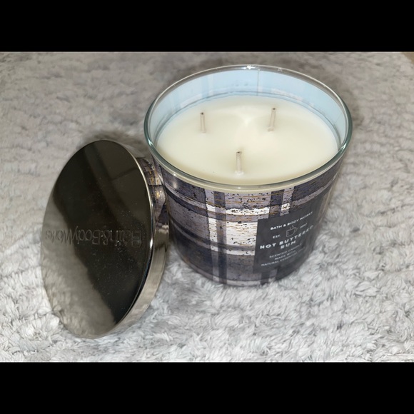 BBW limited edition candle hot buttered rum ☕️ - Picture 2 of 6